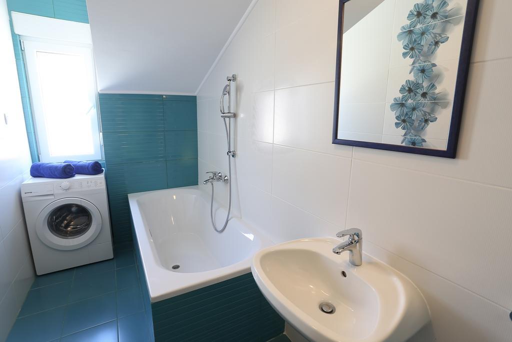 Adriadome Apartments Bijela Bagian luar foto